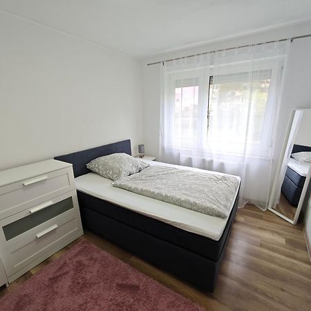 Fh-Naehe: Modernes Apt Mit Balkon Hof  Esterno foto