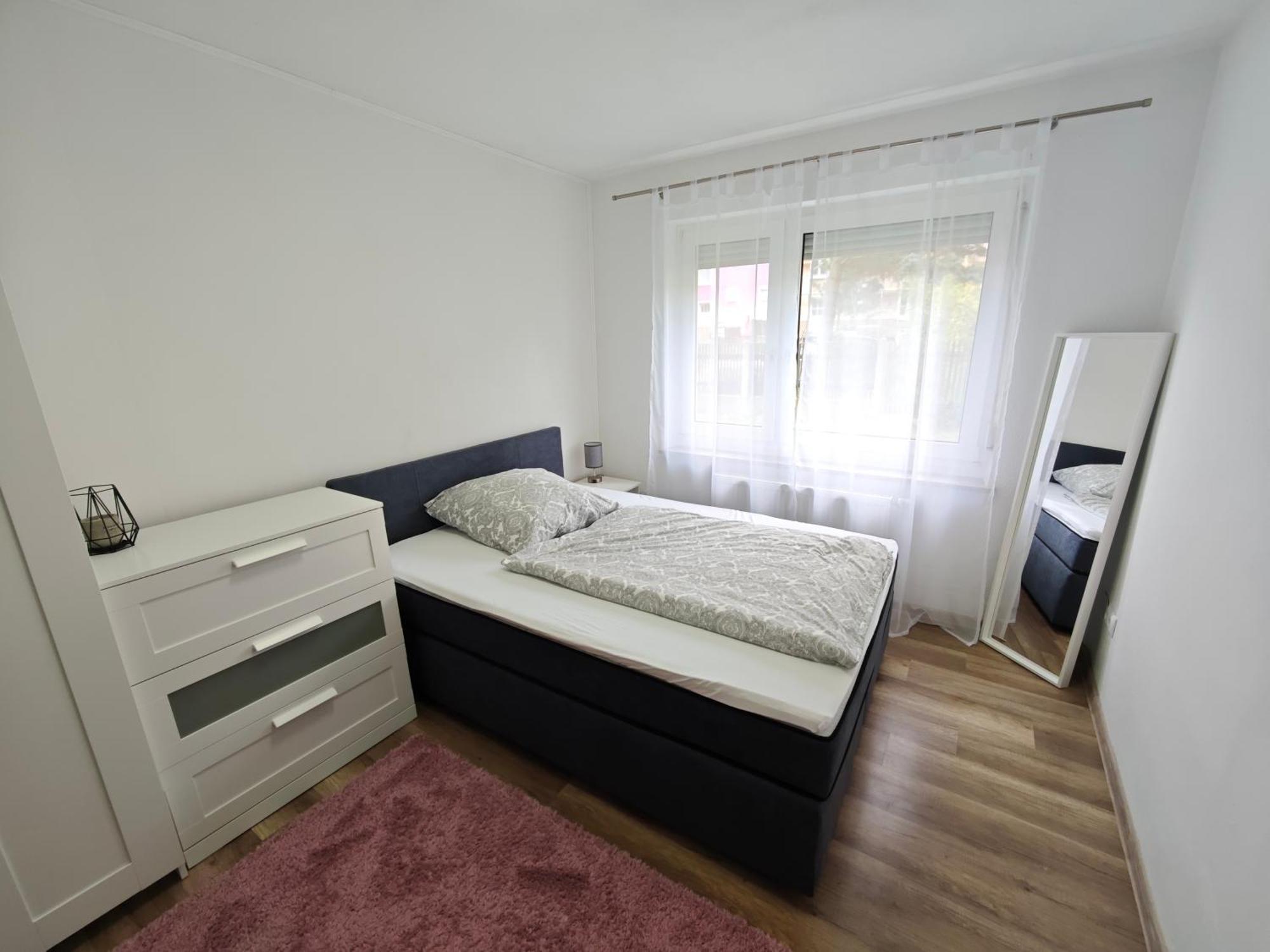 Fh-Naehe: Modernes Apt Mit Balkon Hof  Esterno foto