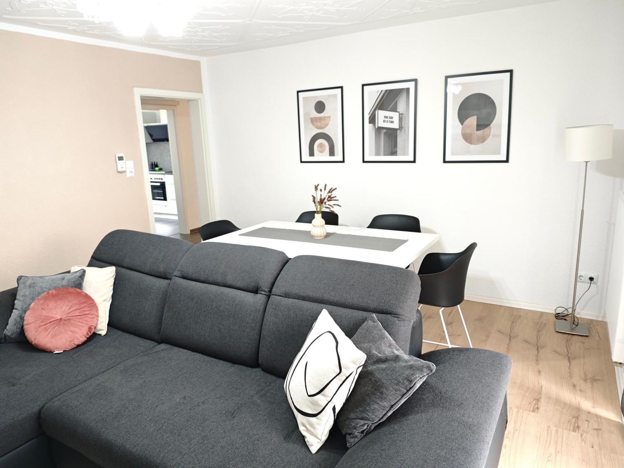 Fh-Naehe: Modernes Apt Mit Balkon Hof  Esterno foto